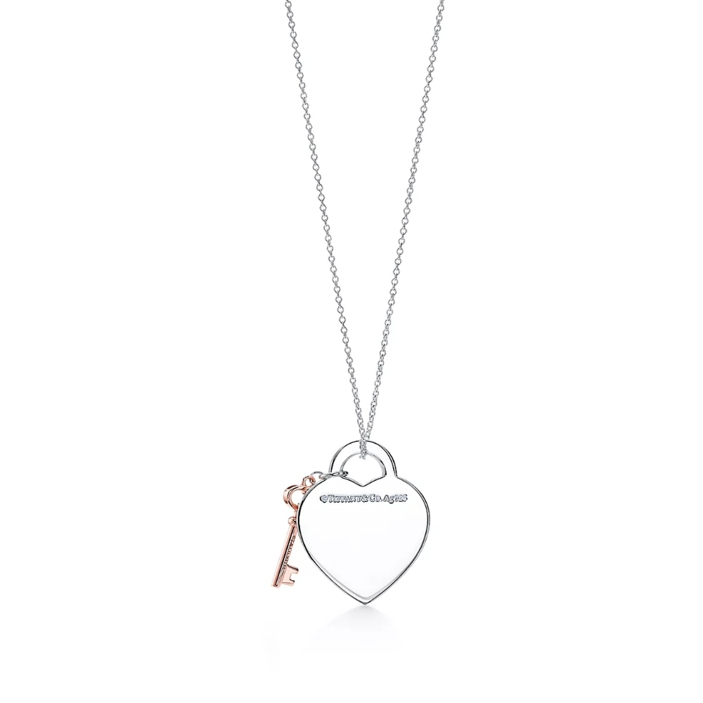 Return to Tiffany®Heart Tag Key Pendantin Silver and Rubedo® Metal, Medium - Picture 5 of 11